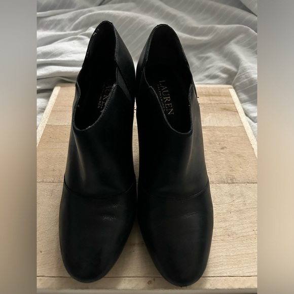 RALPH LAUREN Brittni Dark Brown Leather Ankle Boots Heels Size 8B - Picture 2 of 7